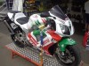 R&G Racing padací chrániče pro motocykly HONDA VTR1000 SP-1, (pár), bílé